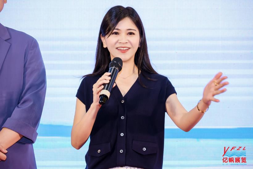 第11届广州国际品水大赛权威国际评委组